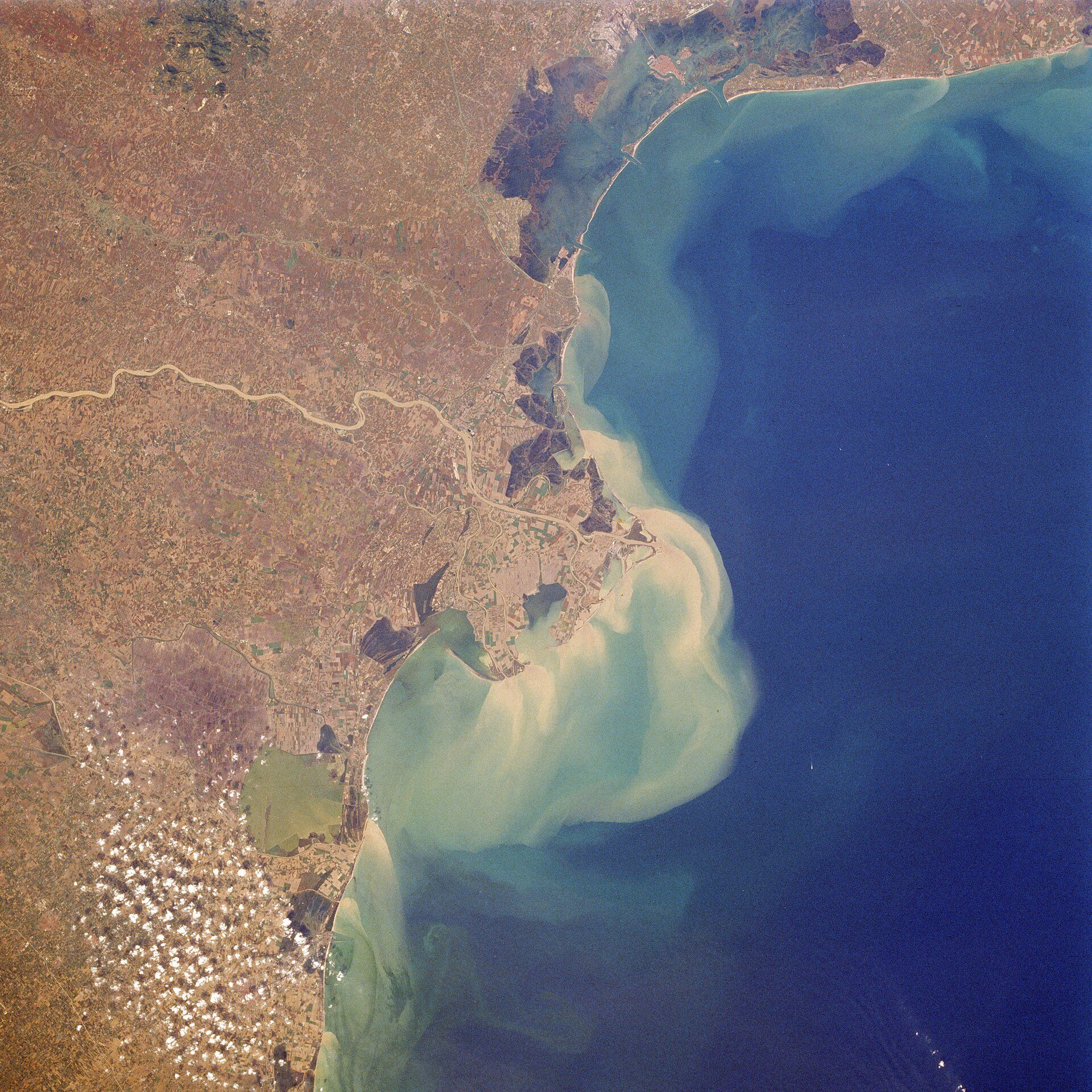 Il Delta del Po e la laguna di Venezia fotografati dallo spazio nel 1984